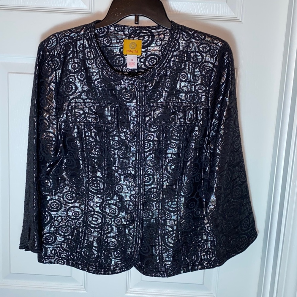 Ruby Rd. Metallic Jacket Scoop Neck Festive Button front faux front pockets 12